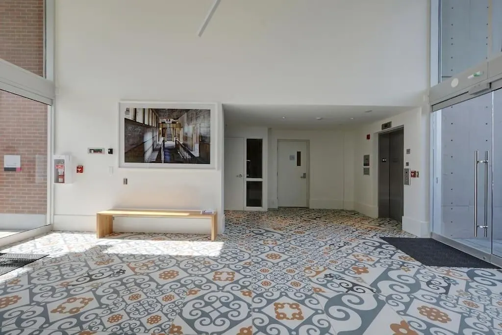 Waterfront Living In Victoria - Rooftop Patio, Bbq, Gym, Coffee Lejlighed